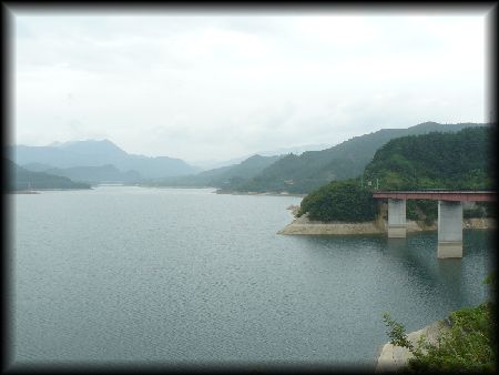 七ヶ宿ダムの風景を写した画像