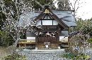 須岐神社参道から見た拝殿の正面を写した画像