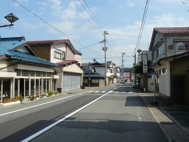 ���q����