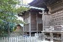 伊達吉村と縁がある鳥屋神社本殿と幣殿と透塀