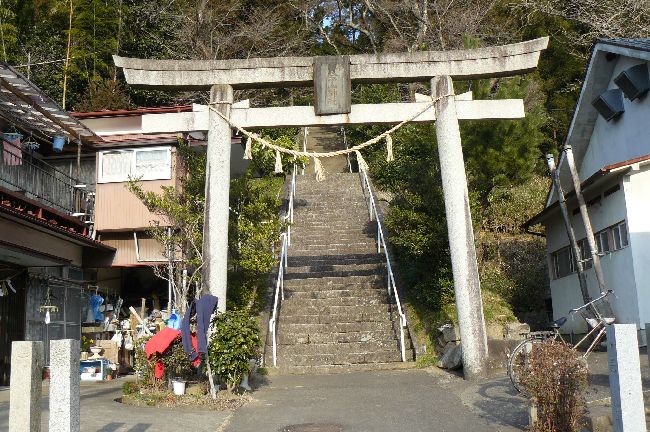 ���R�_��