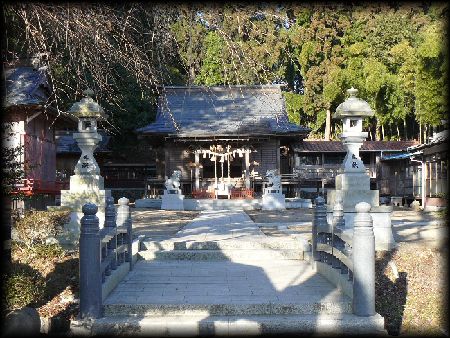 �F��{�{��