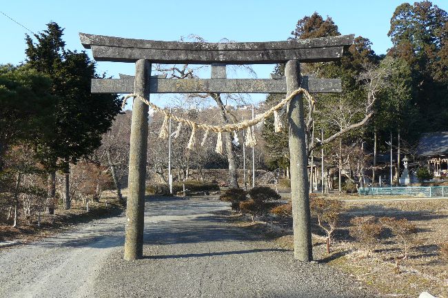 �F��{�{��