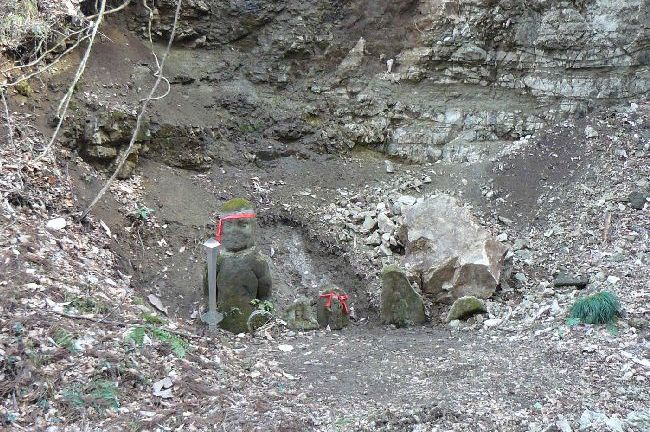 �O����s����