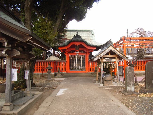 �։��V���{