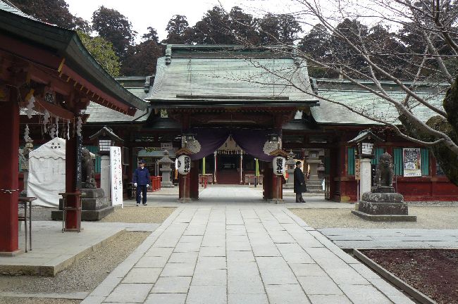 �����_��