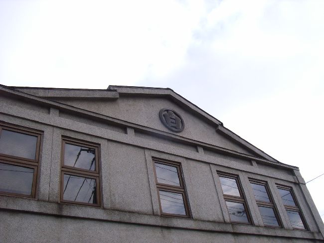 ���B���Ή��ˋ����g��