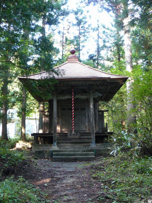 ���ω���