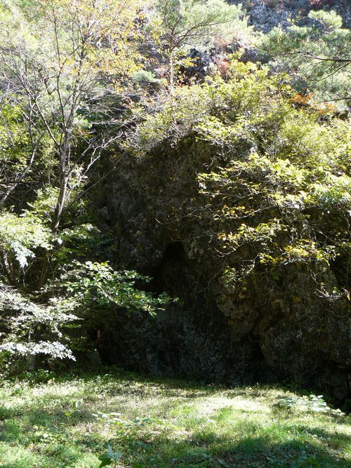 ���R���A��