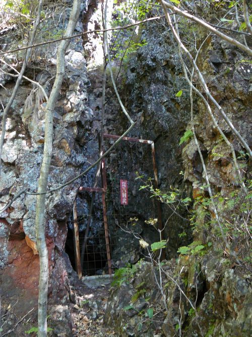 ���R���A��